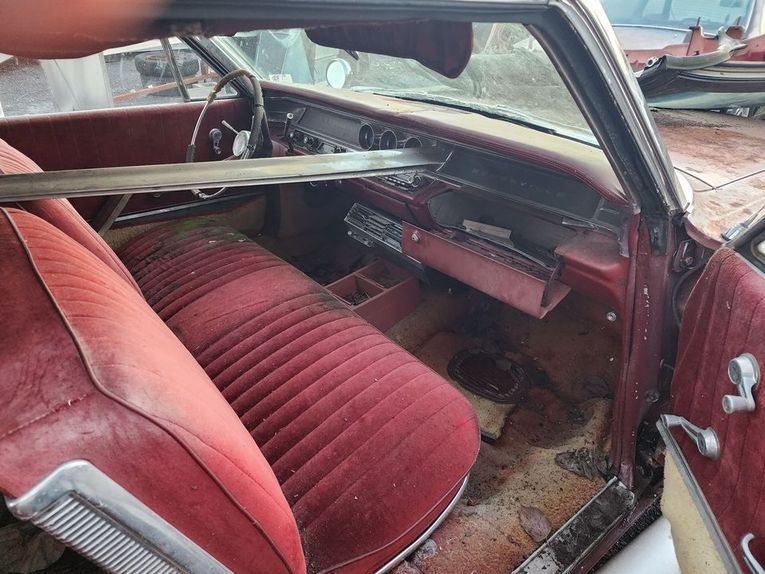 Pontiac-Bonneville-1963-Pewter-Black-31
