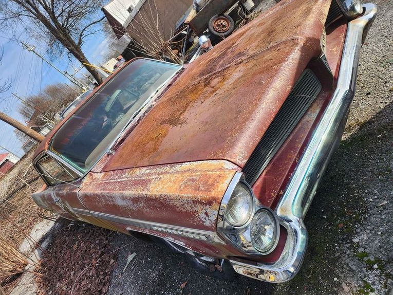 Pontiac-Bonneville-1963-Pewter-Black-33
