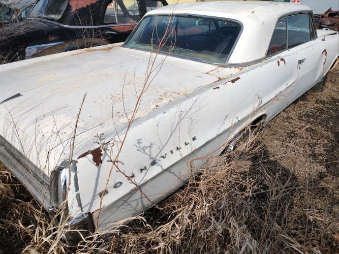 Pontiac-Bonneville-1964-3