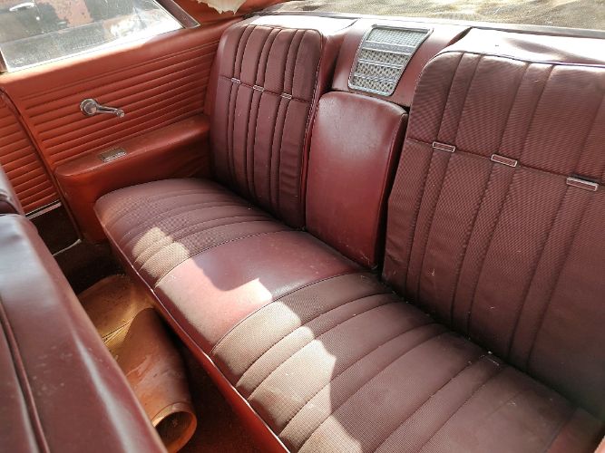 Pontiac-Bonneville-1964-5