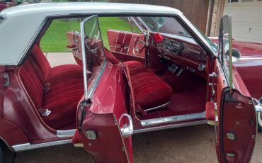 Pontiac-Bonneville-1964-Maroon-Maroon-6