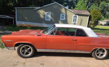 Pontiac-Bonneville-1964-Red-White-Top-10