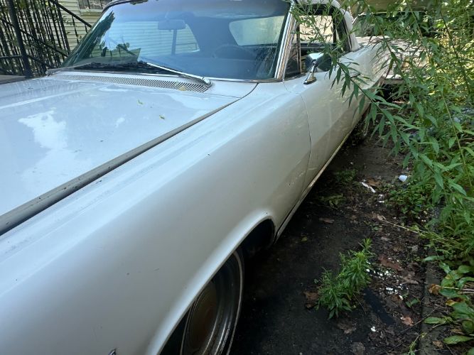 Pontiac-Bonneville-1964-White-10