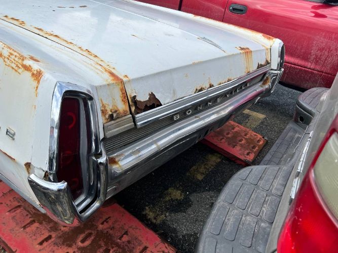 Pontiac-Bonneville-1964-White-11