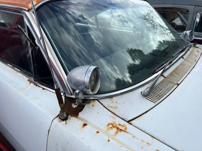 Pontiac-Bonneville-1964-White-2