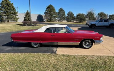 Pontiac-Bonneville-1965-red-white-21