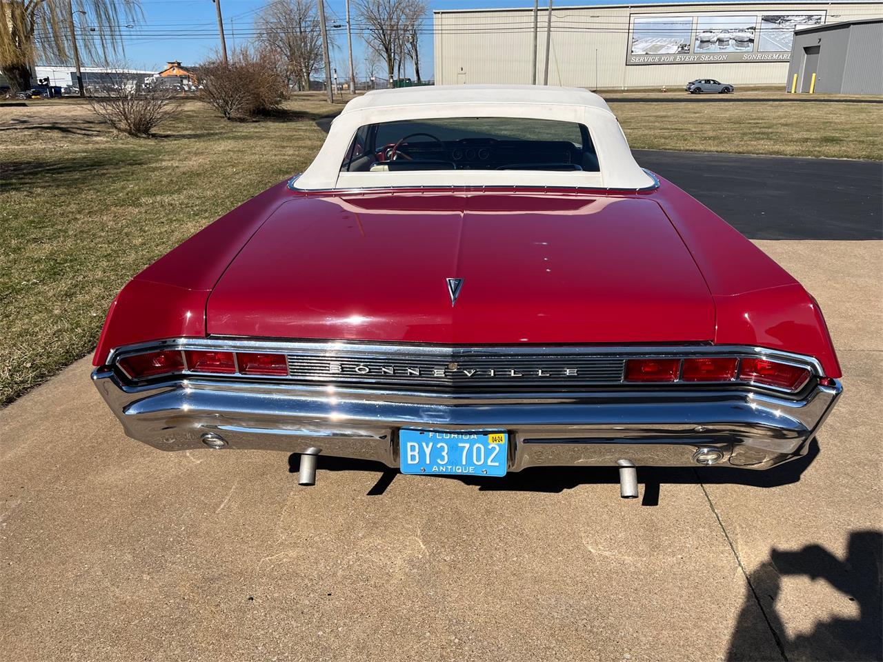 Pontiac-Bonneville-1965-red-white-29