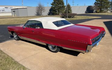 Pontiac-Bonneville-1965-red-white-30