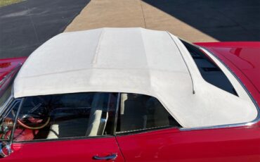 Pontiac-Bonneville-1965-red-white-39