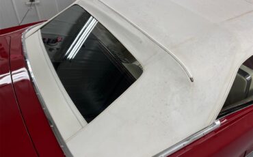 Pontiac-Bonneville-1965-red-white-53