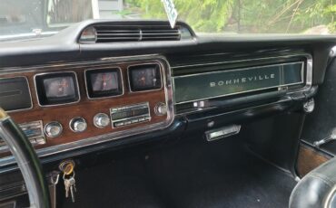 Pontiac-Bonneville-1966-Burgundy-black-11
