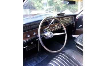 Pontiac-Bonneville-1966-Burgundy-black