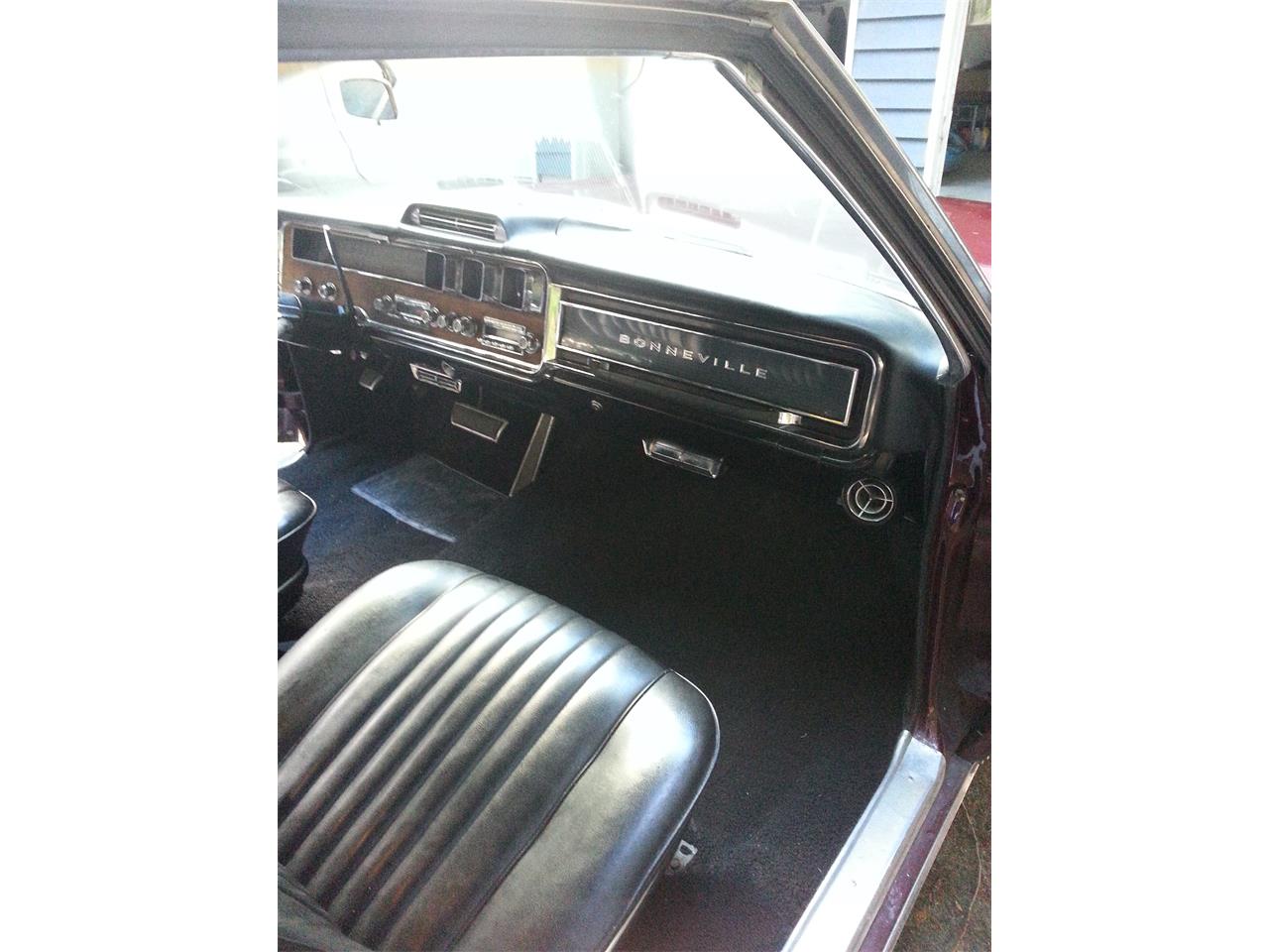 Pontiac-Bonneville-1966-Burgundy-black-4