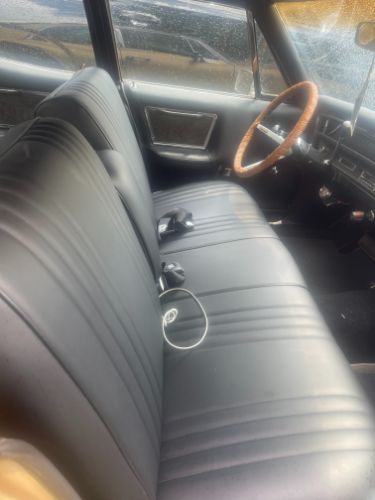 Pontiac-Bonneville-1968-2