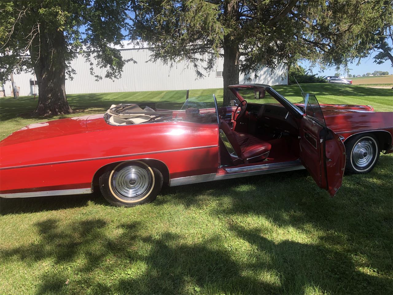 Pontiac-Bonneville-1969-Red-Red-11