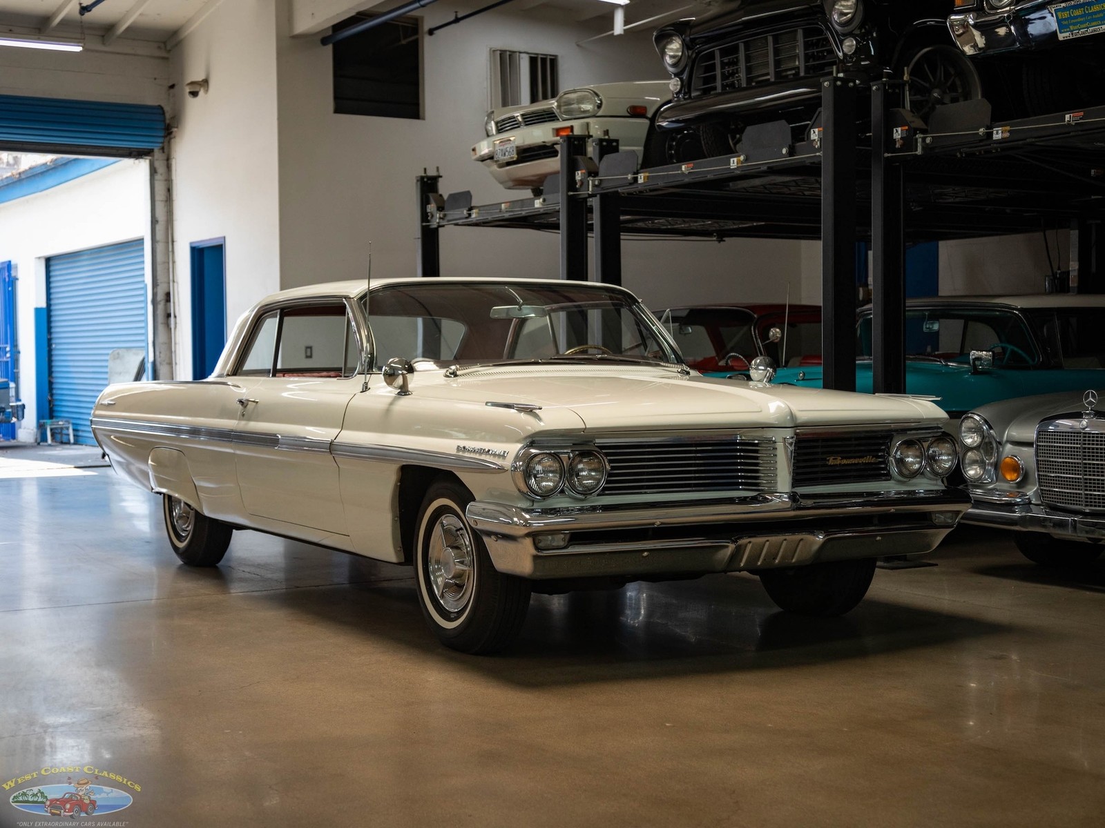 Pontiac-Bonneville-Sport-2-Door-Hardtop-1962-2-Door-Hardtop-10