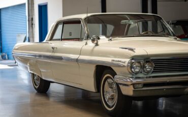 Pontiac-Bonneville-Sport-2-Door-Hardtop-1962-2-Door-Hardtop-11