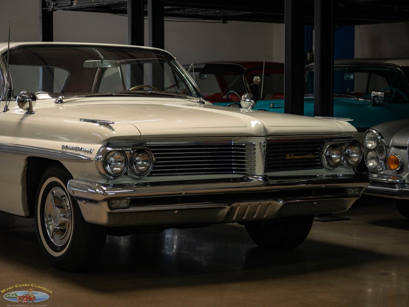 Pontiac-Bonneville-Sport-2-Door-Hardtop-1962-2-Door-Hardtop-12