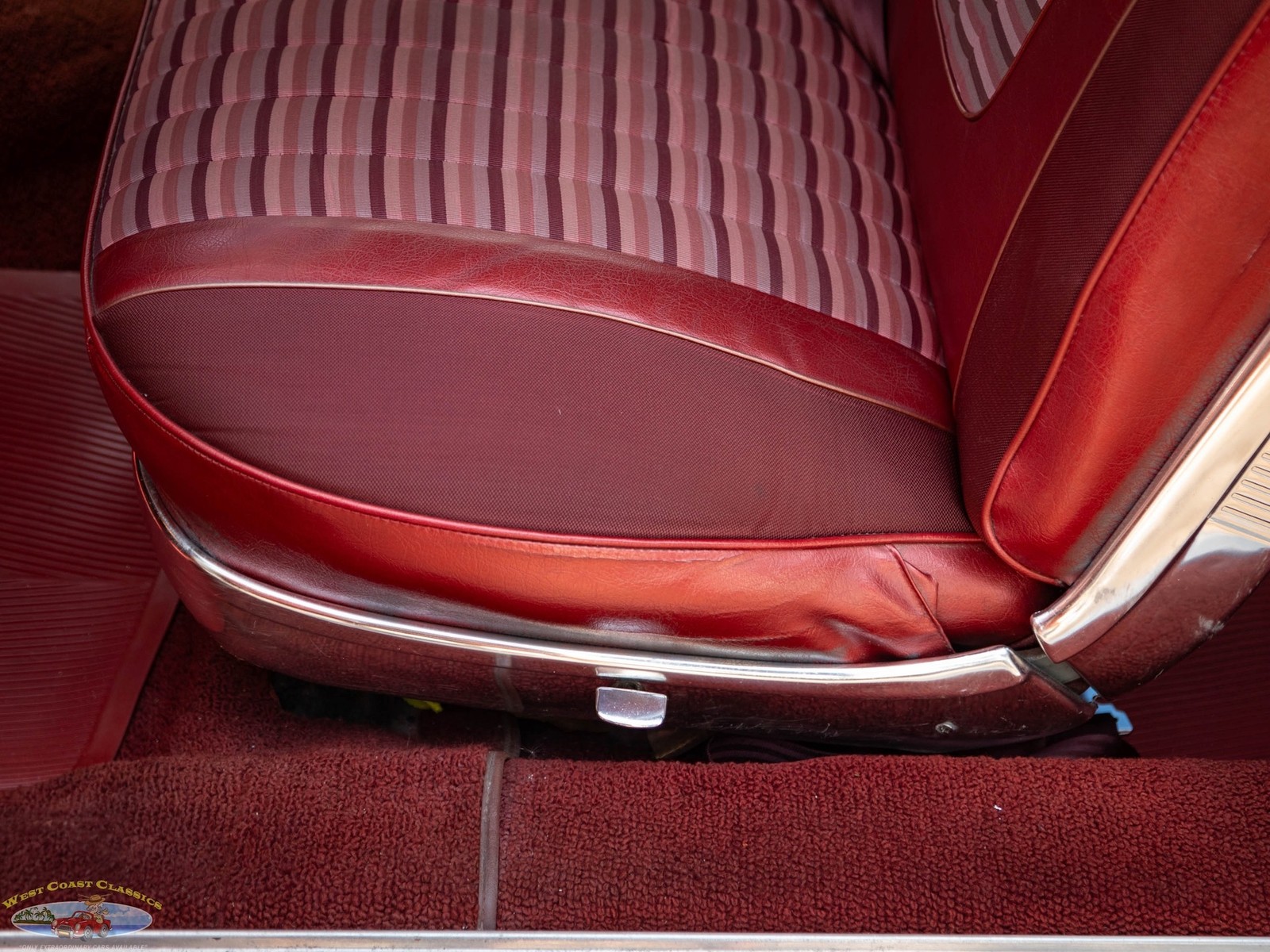 Pontiac-Bonneville-Sport-2-Door-Hardtop-1962-2-Door-Hardtop-31