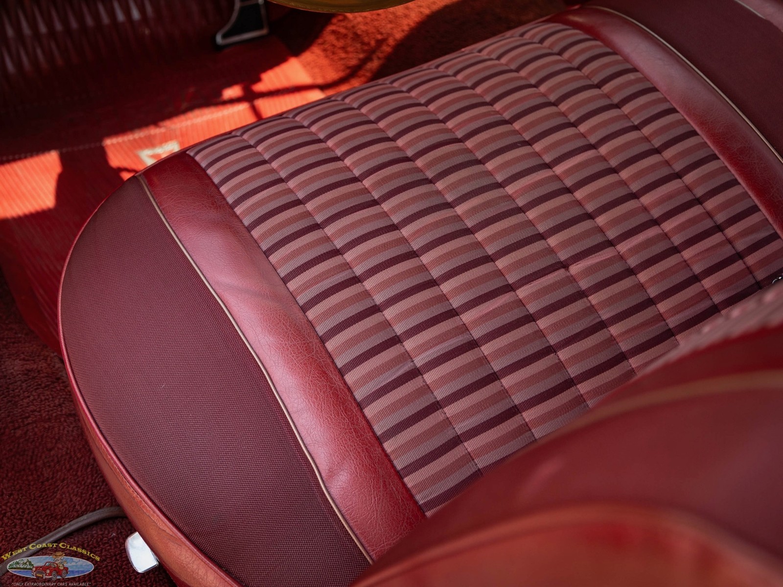 Pontiac-Bonneville-Sport-2-Door-Hardtop-1962-2-Door-Hardtop-33