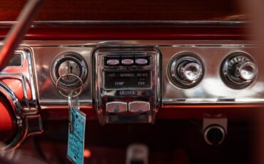 Pontiac-Bonneville-Sport-2-Door-Hardtop-1962-2-Door-Hardtop-38