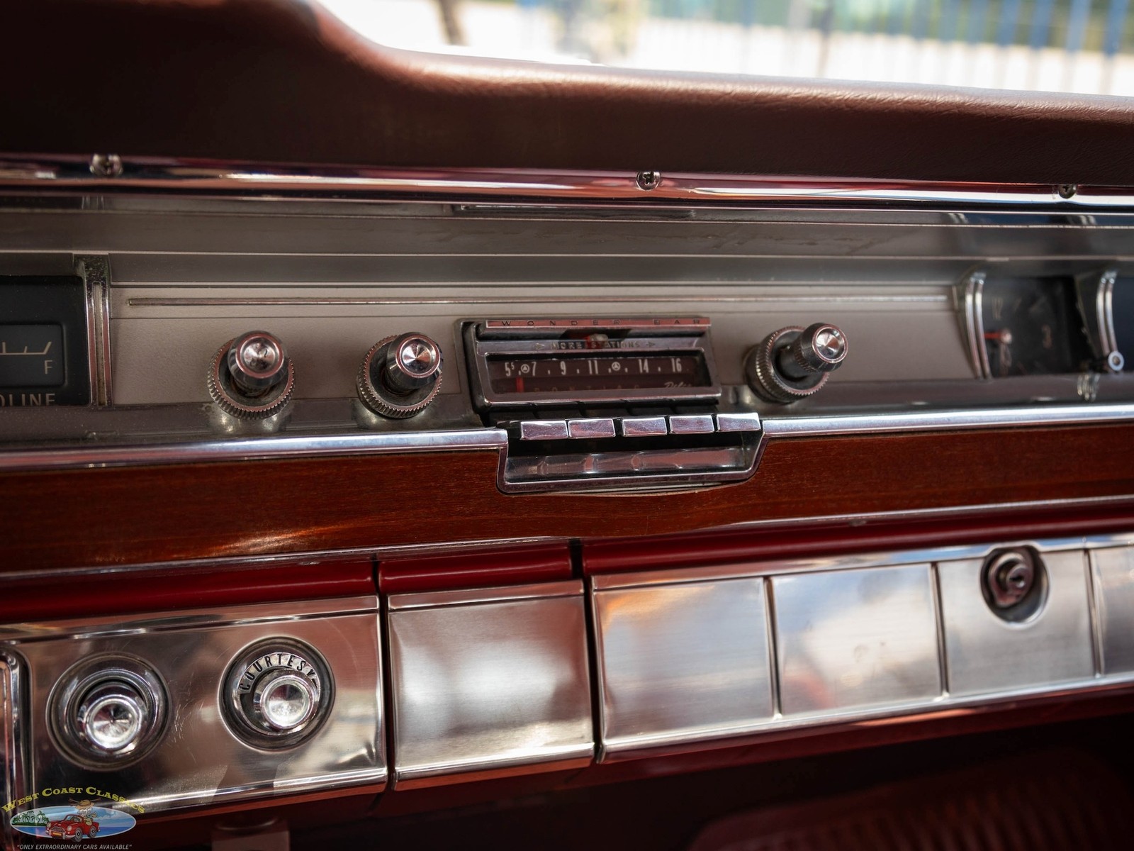 Pontiac-Bonneville-Sport-2-Door-Hardtop-1962-2-Door-Hardtop-39