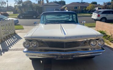Pontiac-Catalina-1960-Burgundy-and-White-Burgundy-and-White-1