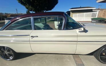 Pontiac-Catalina-1960-Burgundy-and-White-Burgundy-and-White-6