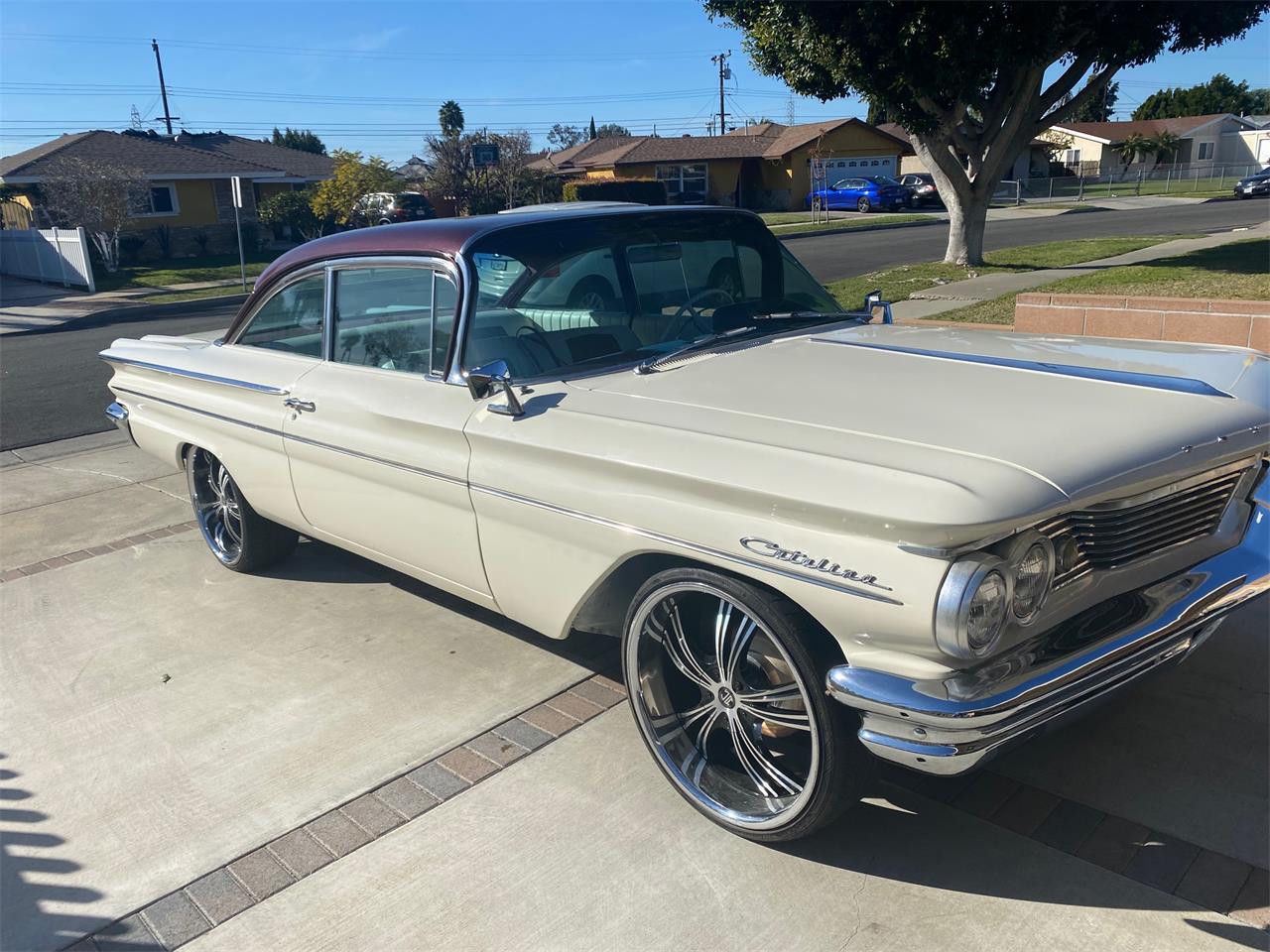Pontiac-Catalina-1960-Burgundy-and-White-Burgundy-and-White
