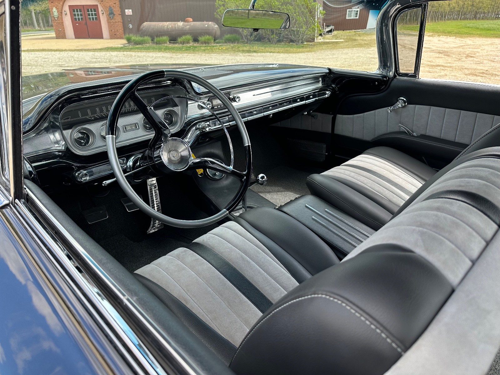 Pontiac-Catalina-1960-Coupe-26