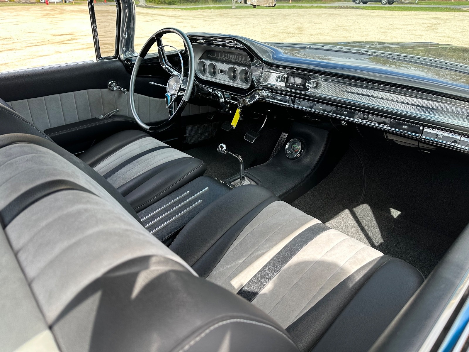 Pontiac-Catalina-1960-Coupe-27