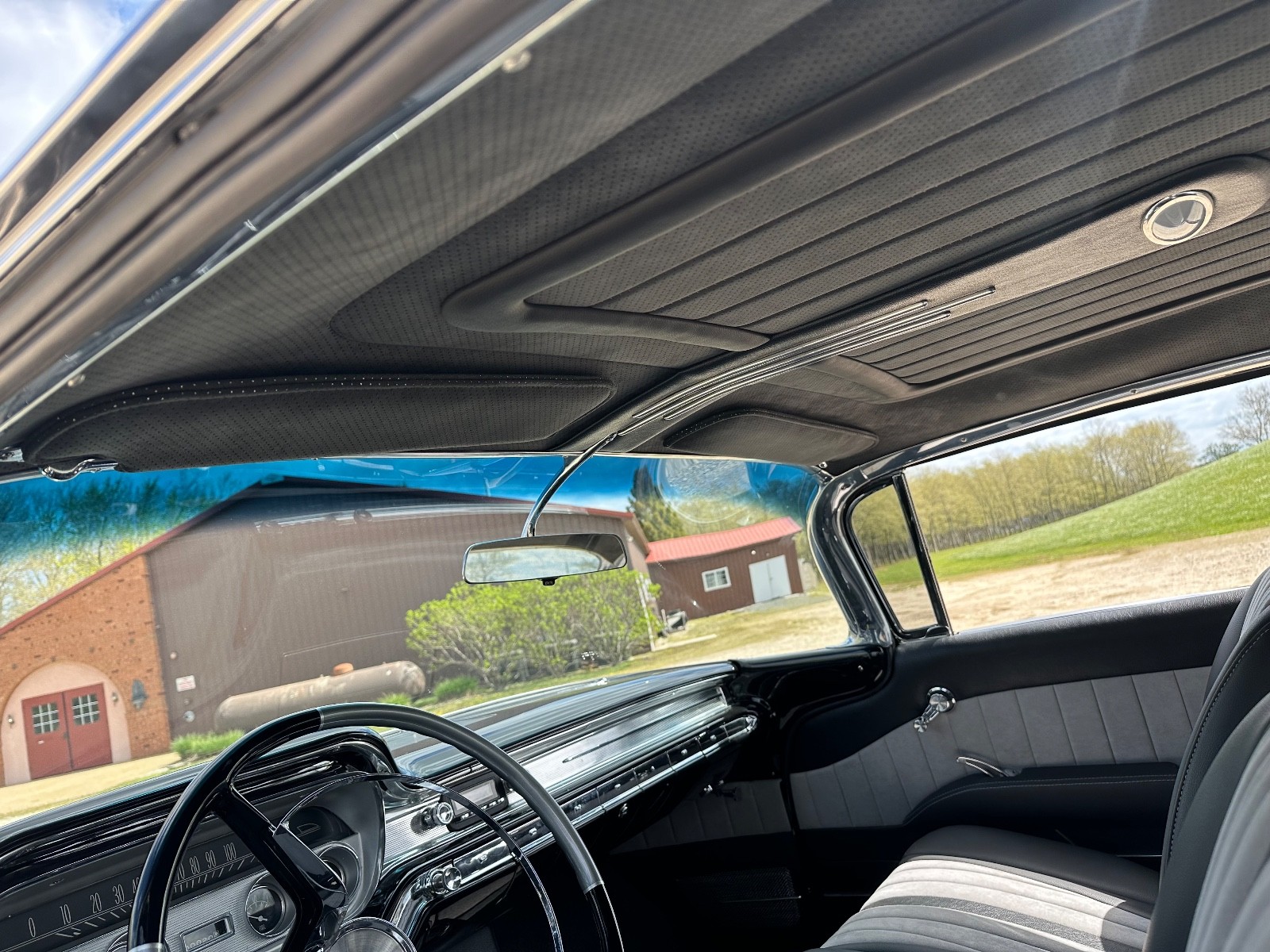 Pontiac-Catalina-1960-Coupe-31