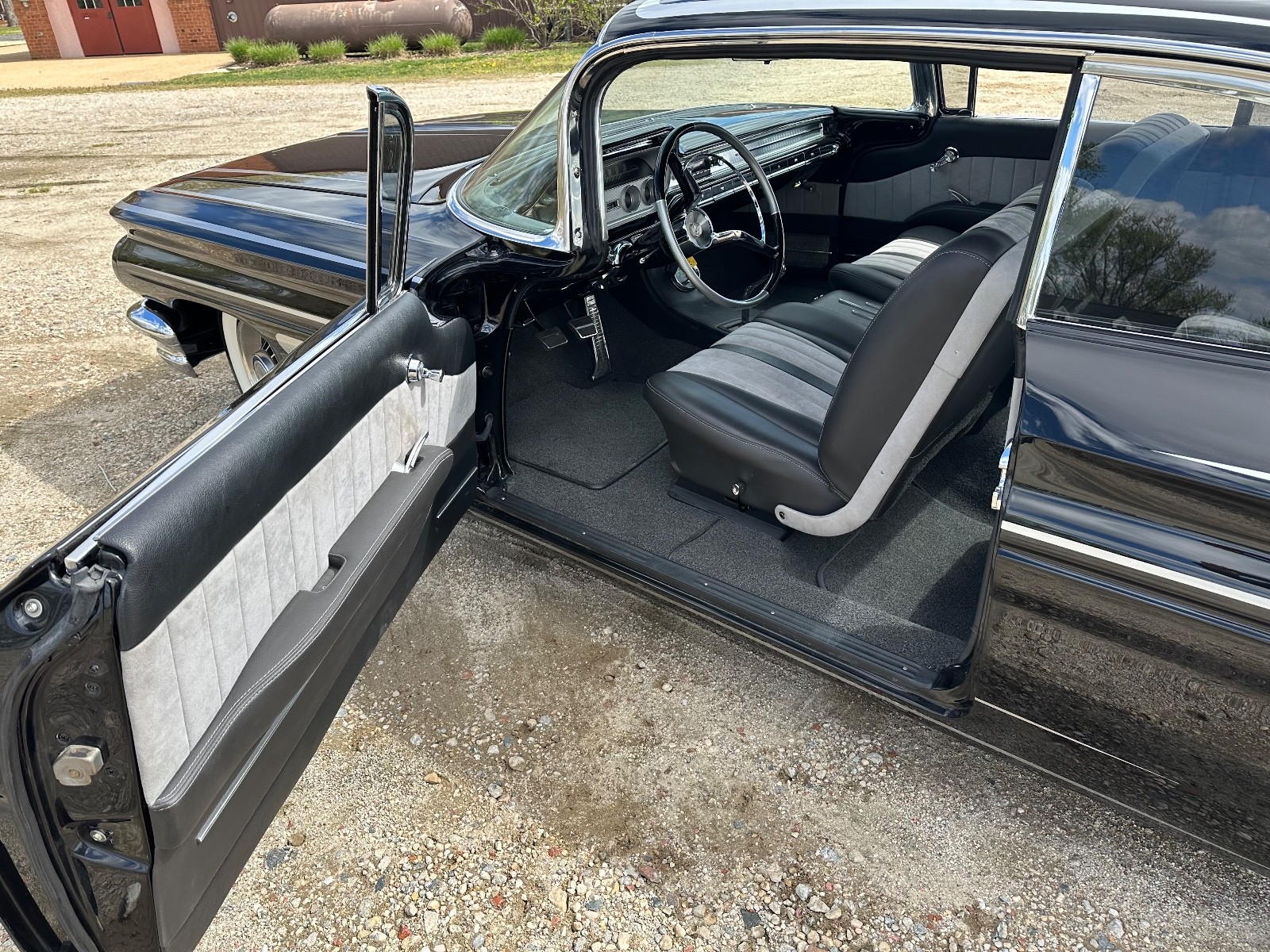 Pontiac-Catalina-1960-Coupe-32
