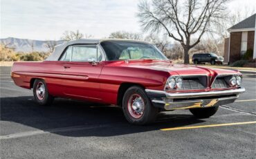 Pontiac-Catalina-1961-Coronado-Red-Red-and-white-1