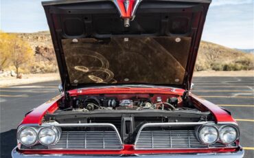 Pontiac-Catalina-1961-Coronado-Red-Red-and-white-20