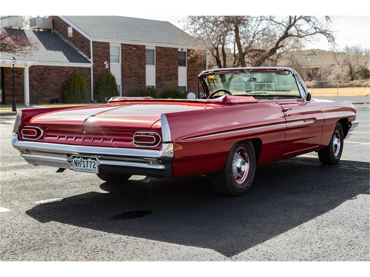 Pontiac-Catalina-1961-Coronado-Red-Red-and-white-27