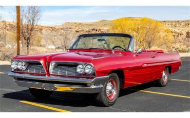 Pontiac-Catalina-1961-Coronado-Red-Red-and-white-32
