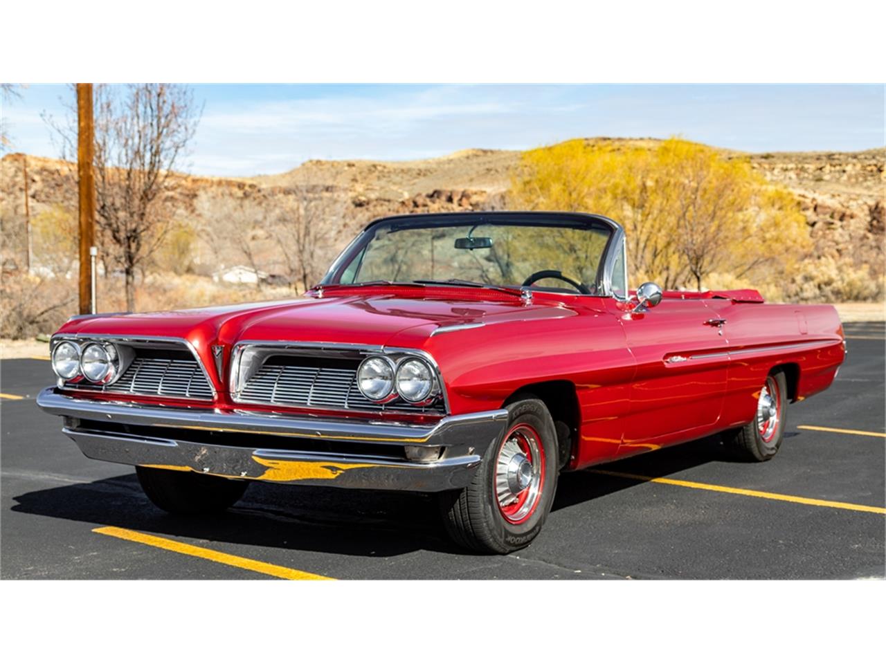 Pontiac-Catalina-1961-Coronado-Red-Red-and-white-32