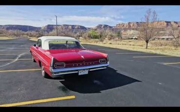 Pontiac-Catalina-1961-Coronado-Red-Red-and-white