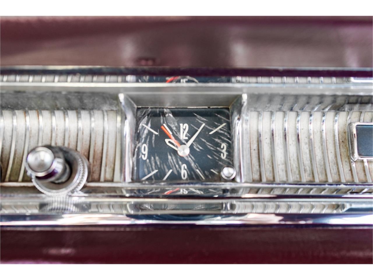 Pontiac-Catalina-1961-Coronado-Red-Red-and-white-69