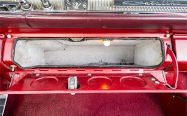Pontiac-Catalina-1961-Coronado-Red-Red-and-white-71