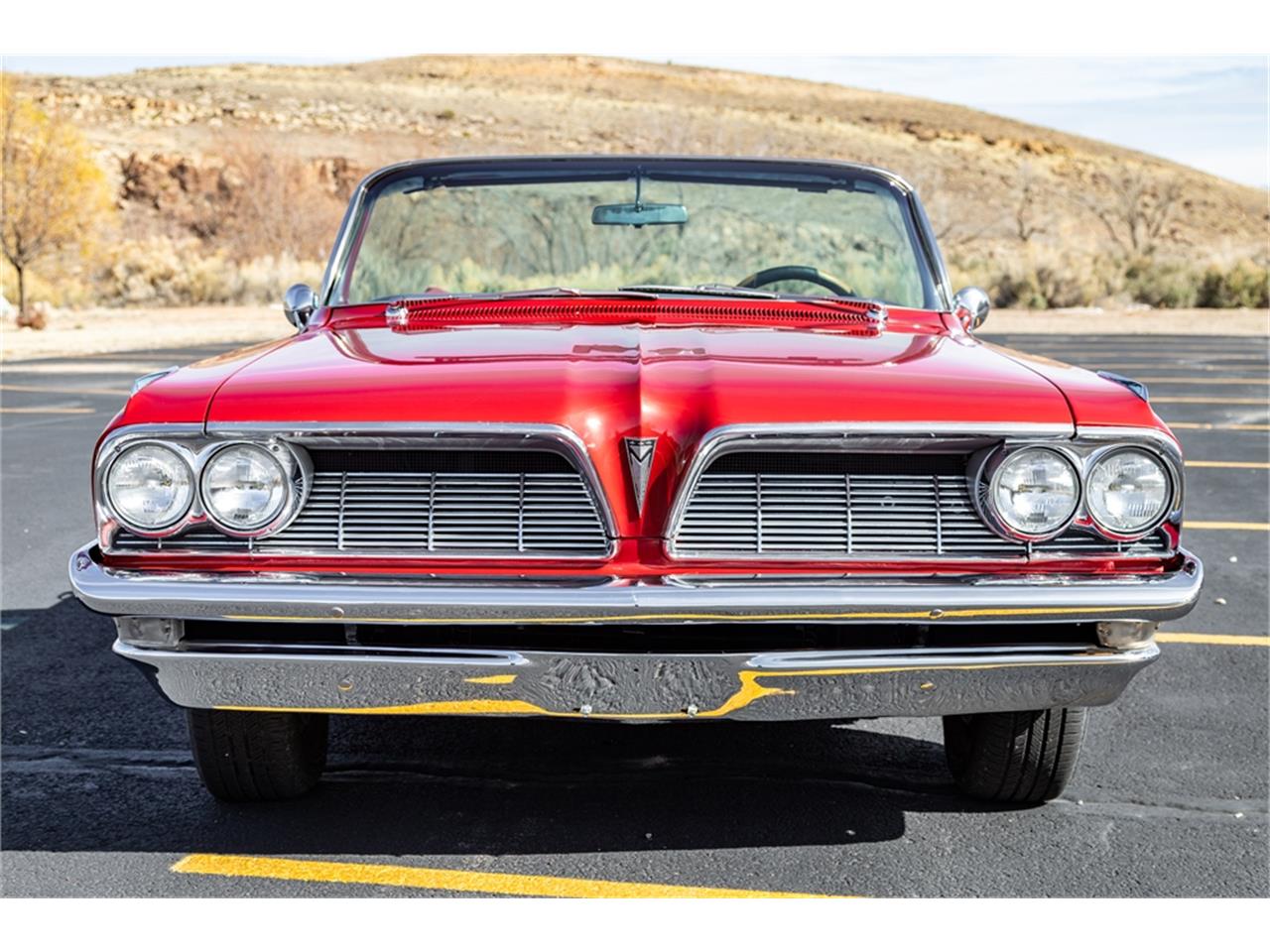 Pontiac-Catalina-1961-Coronado-Red-Red-and-white-83