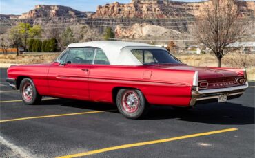 Pontiac-Catalina-1961-Coronado-Red-Red-and-white-85