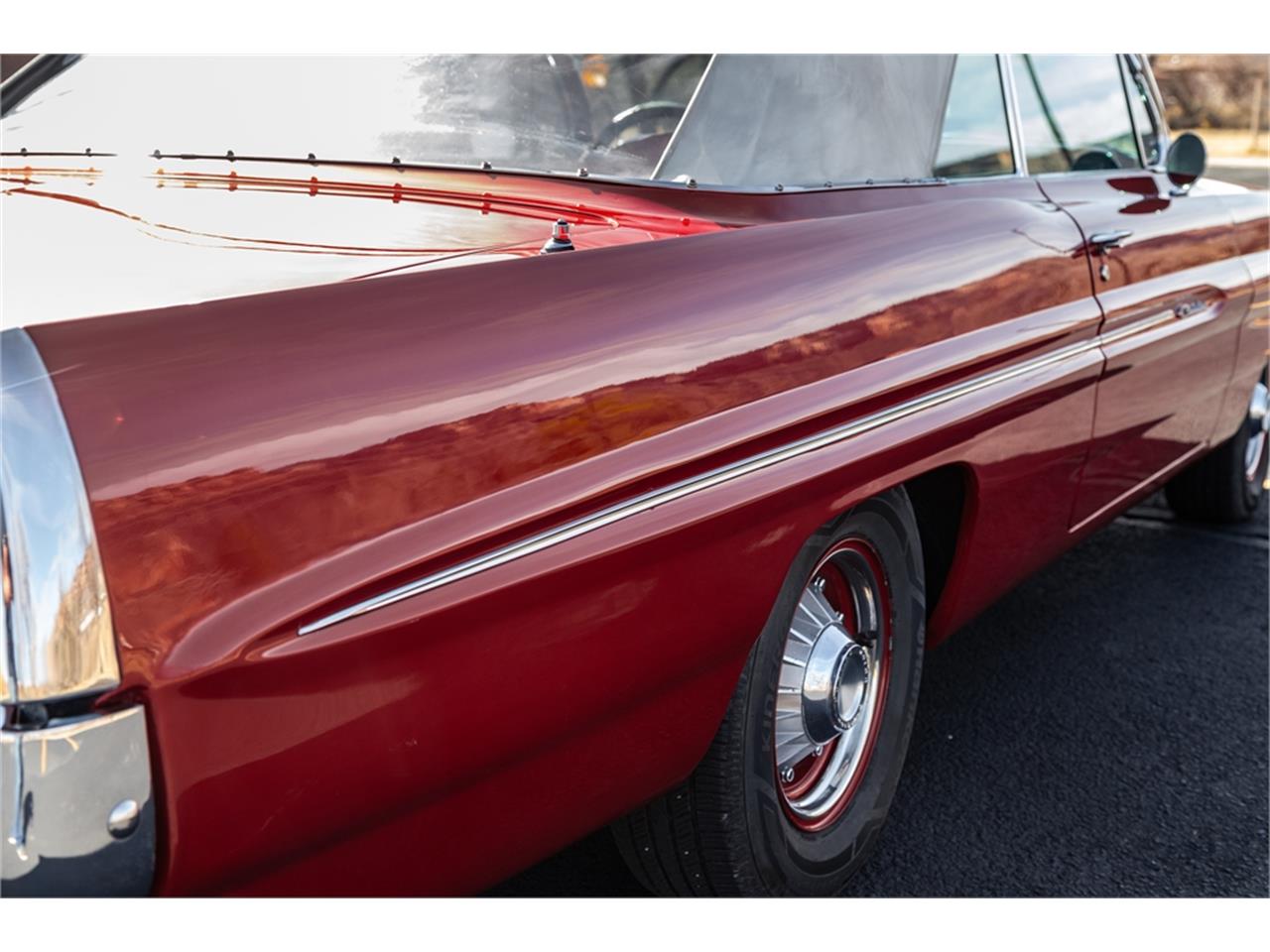 Pontiac-Catalina-1961-Coronado-Red-Red-and-white-9