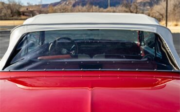Pontiac-Catalina-1961-Coronado-Red-Red-and-white-95