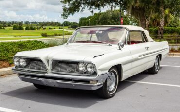 Pontiac-Catalina-1961-Shelltone-Ivory-Red-and-white-10