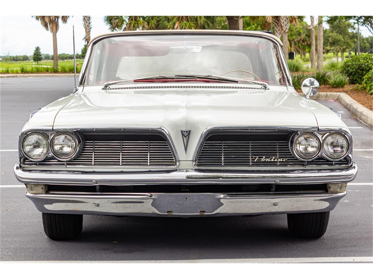 Pontiac-Catalina-1961-Shelltone-Ivory-Red-and-white-11