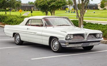 Pontiac-Catalina-1961-Shelltone-Ivory-Red-and-white-12