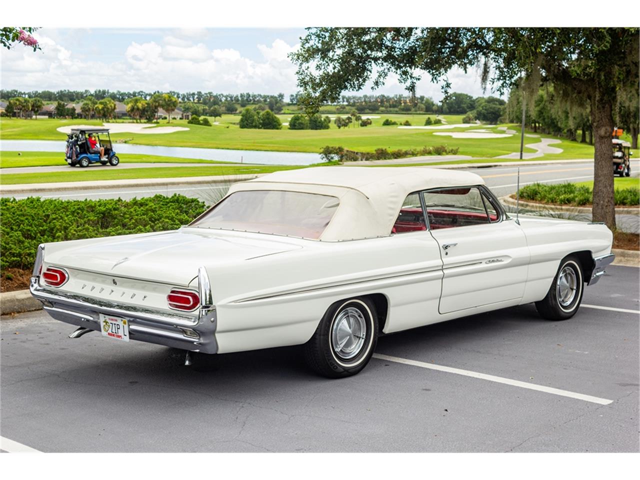 Pontiac-Catalina-1961-Shelltone-Ivory-Red-and-white-14