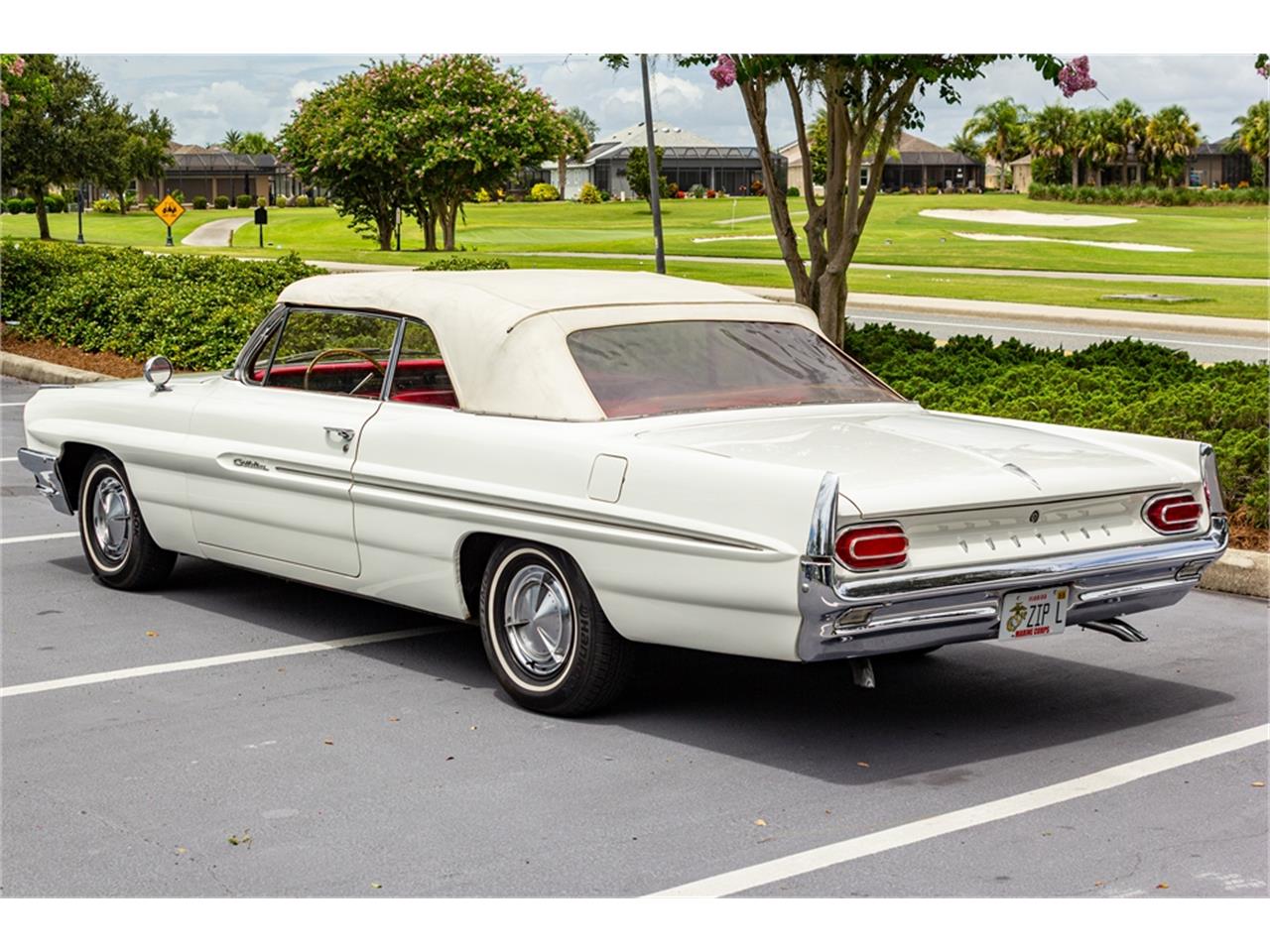 Pontiac-Catalina-1961-Shelltone-Ivory-Red-and-white-16